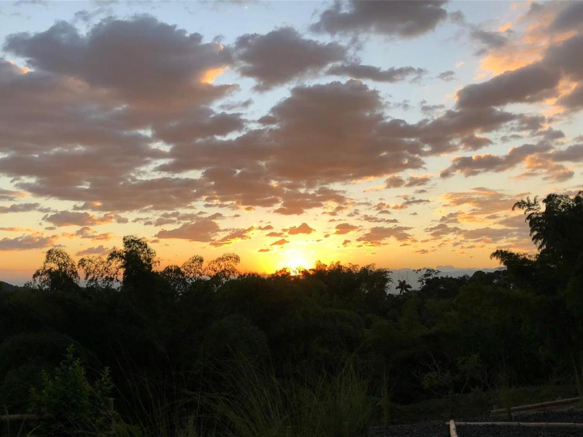 Eco Hotel Los Lagos Marsella  エクステリア 写真